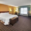 Отель Hampton Inn & Suites by Hilton Toronto Airport, фото 26