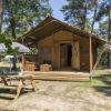 Отель Nice Safari Tent With Kitchen, 8 km. From Helmond, фото 1
