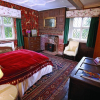 Отель Luxurious hideaway for four in one of the finest Elizabethan gatehouse, фото 2