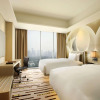 Отель DoubleTree by Hilton Jakarta - Diponegoro, фото 4