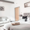 Отель Beautiful Warehouse Apartment in Central Liverpool, фото 6