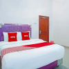 Отель OYO Life 90587 Domen Homestay Syariah, фото 7
