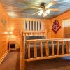 Отель Mountaintop Lodge - Eight Bedroom Cabin, фото 26