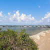 Отель Bayfront Townhouse Located In The Lush Tropical Setting Of Rock Harbor Club. 2 Bedroom Condo by RedA, фото 25