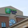 Отель Holiday Inn Express Hotel & Suites Niles, an IHG Hotel в Дэваджаке