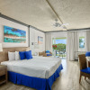Отель Coconut Court Beach Hotel, фото 2