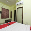 Отель OYO 15776 V R Residency, фото 6