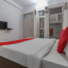 Отель Oyo 49701 Abhi Residency White House, фото 6