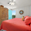 Отель Cozy Cottage, 3 Bedrooms, Sleeps 6, Ocean Front, Pet Friendly, WiFi, фото 3