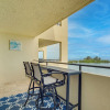 Отель Renovated Hudson Condo: Gulf Views + Pool Access!, фото 4