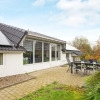 Отель 8 Person Holiday Home in Hemmet, фото 16