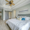 Отель Sun-splashed Luxe Townhome - Walk to the Sand, фото 4