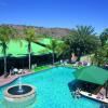 Отель Mercure Alice Springs Resort в Элис-Спрингсе