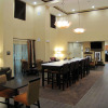 Отель Hampton Inn & Suites Jamestown, ND, фото 17