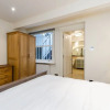 Отель Delightful 2 Bed Garden Flat in Earl's Court, фото 4