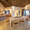 Отель Villa Appelblaar Luxury 4 Bedroom Villa Home in the South African Bush, фото 27