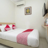 Отель OYO 827 Pondok Shabrina Family Homestay, фото 3