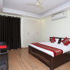 Отель OYO 11090 Maira Homes, фото 11