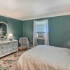 Отель Stockbridge Home: Walk to Town Beach!, фото 5