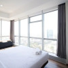 Отель Minimalist With Beautiful View 2Br At Grand Sungkono Lagoon Apartment, фото 5