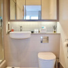 Отель Spacious 3 Bedroom Apartment in Cape Town, фото 9