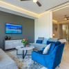 Отель Pier57unit411 Luxurious Ultra Chic Pier 57 Condo Romantic Zo, фото 11