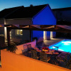 Отель Lovely Holiday Home With Private Swimming Pool, фото 9