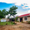 Отель Zuri a secure private affordable modern house!, фото 9
