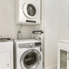 Отель Wondrously Spacious 2 bdrm in Fantastic Location by Urban Butler, фото 3