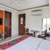 Отель Fabhotel Grace Inn, фото 12