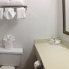 Отель SureStay Plus by Best Western Fremont I-69, фото 11