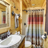 Отель Broken Bow Rental Cabin w/ Hot Tub & Bar, фото 13
