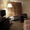 Отель Best Western Bazarell Inn в Монтеморелосе