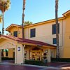 Отель Super 8 by Wyndham San Bernardino, фото 1