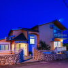 Отель Beautiful Holiday Home in Maslenica Near Beach