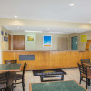 Отель Days Inn by Wyndham Wichita West Near Airport, фото 7