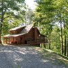 Отель Dudley IV by Avantstay Cosy Cabin w/ Hot Tub & Sweeping Views, фото 13