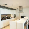 Отель Nasma Luxury Stays - Bluewaters Residences Building 4, фото 16