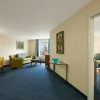 Отель Days Inn And Suites Altoona, фото 9