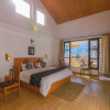 Отель V Resorts Apple Croft Cottage, фото 5