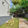 Отель Stunning Home in Podstrana With Jacuzzi, Wifi and 7 Bedrooms, фото 1