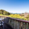 Отель Abel Tasman Ocean View Chalet, фото 7