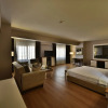Отель North Point Hotel, фото 7