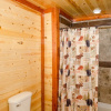 Отель SmokyStays 6 BR Cabin w Indoor Heated Pool, фото 4