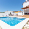 Отель Modern Villa with Private Pool in Empuriabrava, фото 15