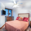 Отель Lorian 8 by Avantstay Relaxing Home Close to Slopes & Hiking Trails, фото 9