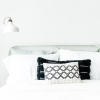 Отель Stylish Studio Near Yonge And Eglinton, фото 8