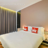 Отель ZEN Premium Mega Kuningan, фото 18