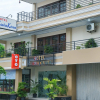Отель OYO 206 Hotel Candra Kirana, фото 19