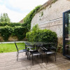 Отель The Putney Wonder - Dazzling 3bdr Flat With Garden, фото 18